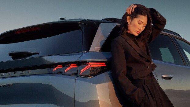 NEW PEUGEOT 5008 | プジョー公式サイト
