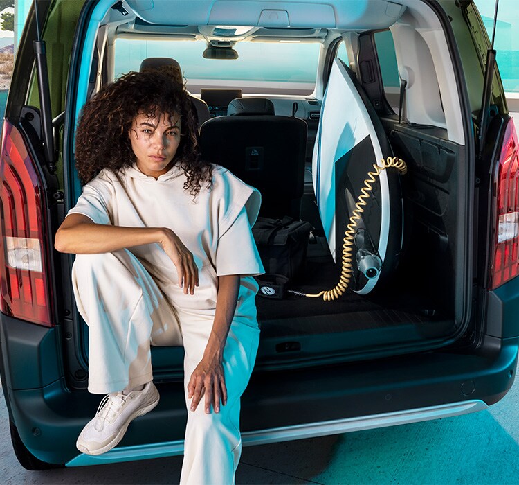 PEUGEOT RIFTER｜プジョー公式サイト