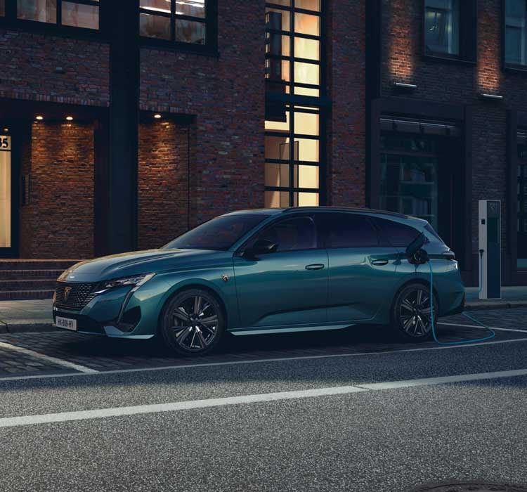 プジョー308SW T9後期 純正マルチモニター 動作OK 悲しむ 